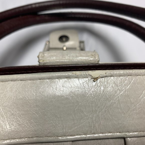 Miche Cream Color Snap Front Cover - Picture 6 of 9